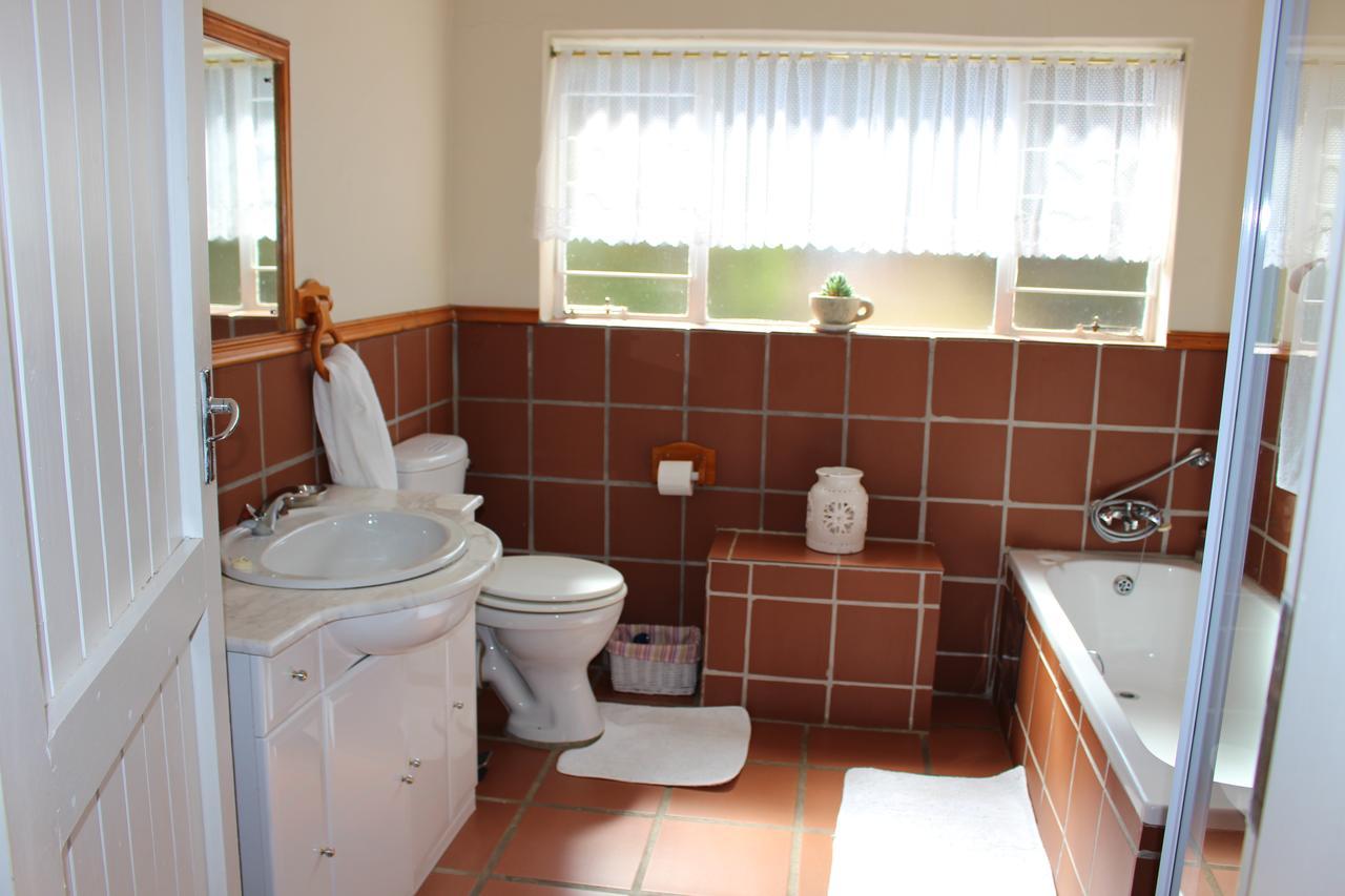 Chez Esme Guest House Roodepoort Exterior photo