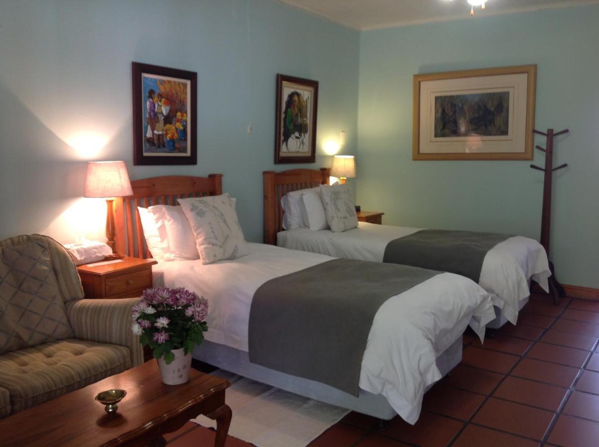 Chez Esme Guest House Roodepoort Exterior photo